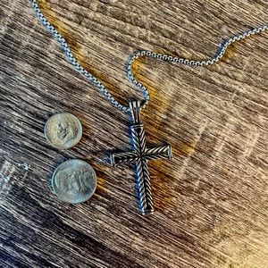 Men’s 22” New Cross Necklace